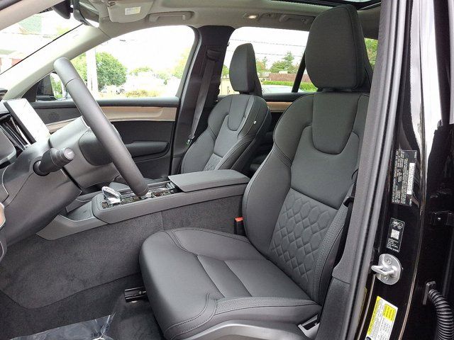 2026 Volvo XC90 Core