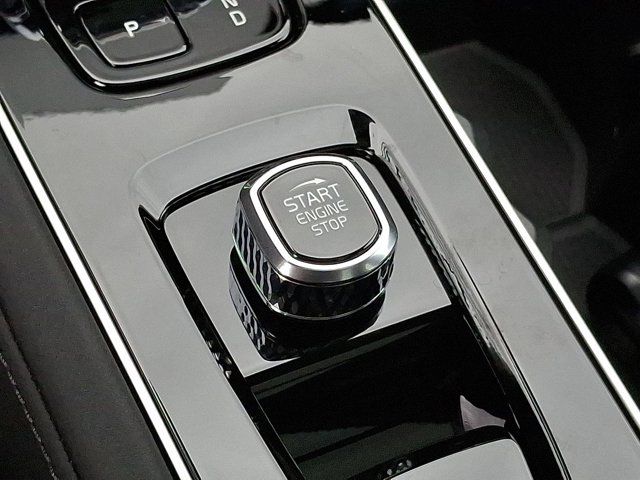 2026 Volvo XC90 Core