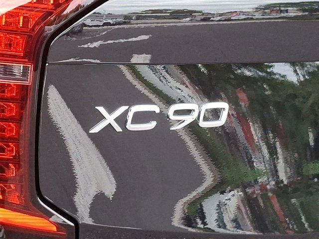 2026 Volvo XC90 Core