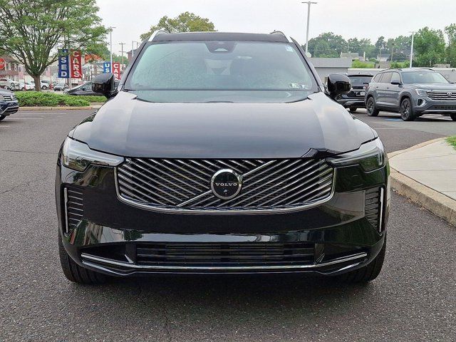 2026 Volvo XC90 Plug-In Hybrid Plus