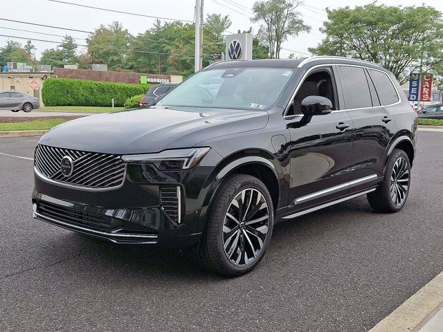 2026 Volvo XC90 Plug-In Hybrid Plus