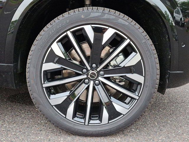 2026 Volvo XC90 Plug-In Hybrid Plus